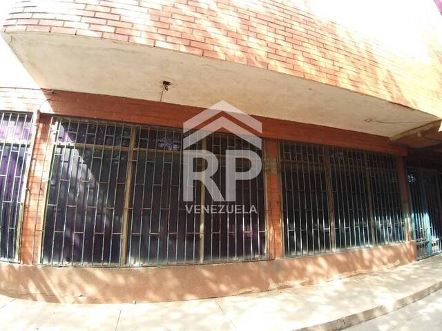 Edificio comercial para Venta en Punto Fijo - 4