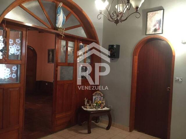 Casa para Venta en Punto Fijo - 5