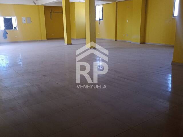 Edificio comercial para Venta en Punto Fijo - 5