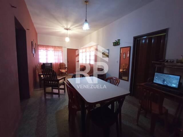 Casa para Venta en Punto Fijo - 5