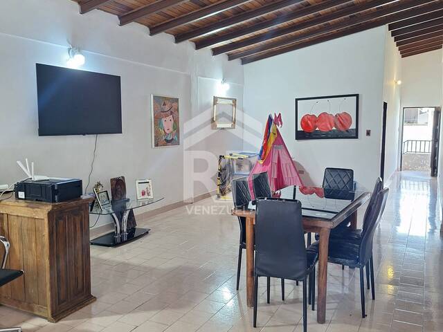 #ELCA-001 - Inmueble en el segundo piso para Venta en Acarigua - P