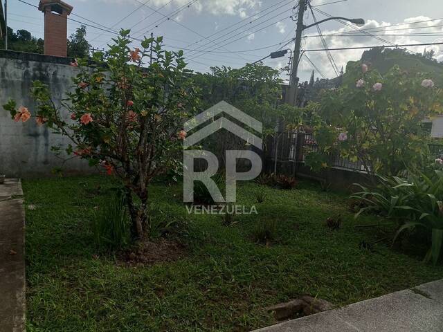 #AMC-002 - Casa para Venta en Carrizal - M