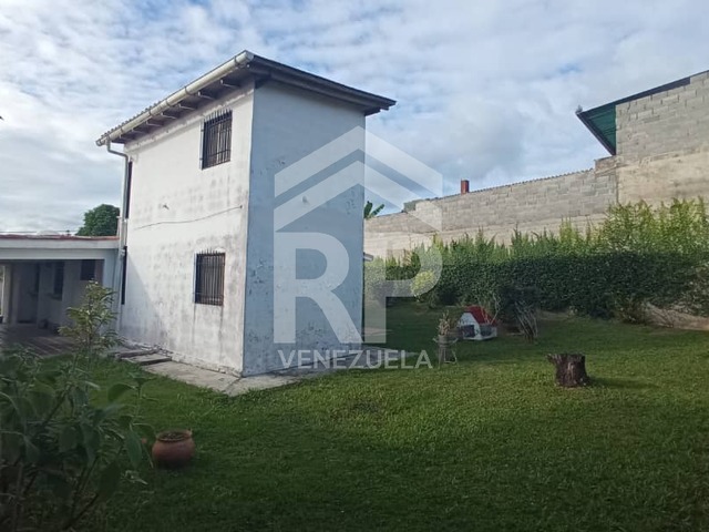 #AMC-003 - Casa para Venta en Carrizal - M