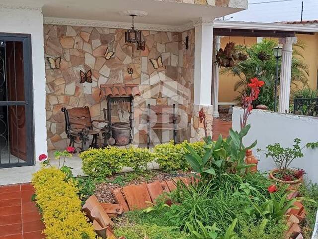 #COC-005 - Casa para Venta en San Cristóbal - S