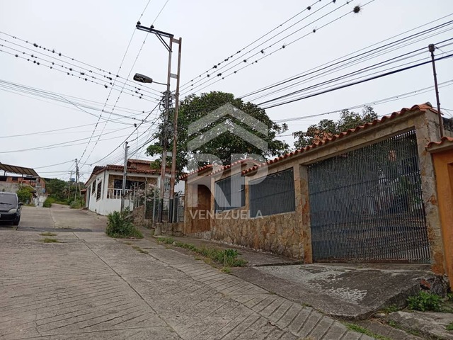 #COC-002 - Casa para Venta en San Cristóbal - S