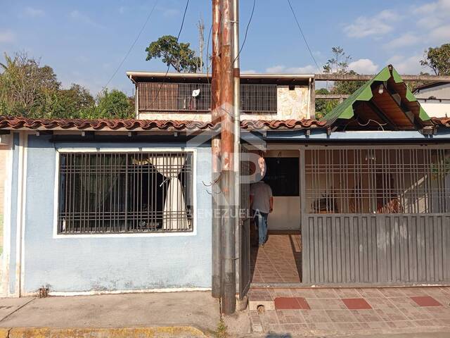 #1094 - Casa para Venta en Táriba - S