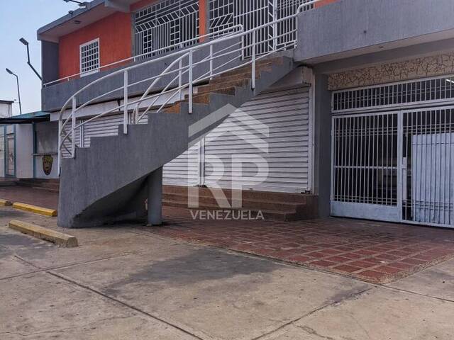 Edificio comercial para Venta en Maracaibo - 2