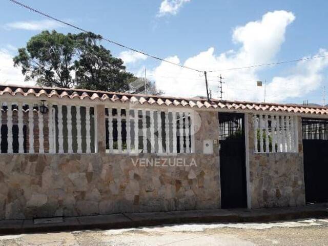 Casa para Venta en San Cristóbal - 2